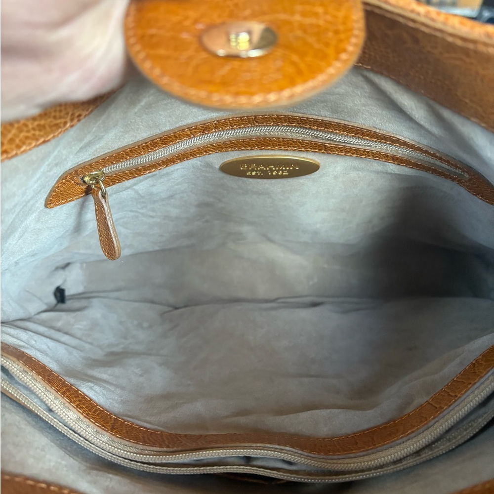 Chic Tan and Brown Shoulder Bag with Snakeskin Accent - Picture 5 of 11